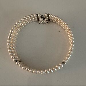 Pearl choker necklace